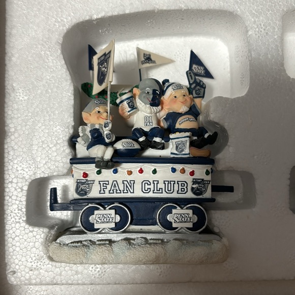 The Penn State Nittany Lions Christmas Express by Danbury Mint - Picture 5 of 7